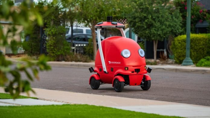 DoorDash-launches-delivery-robot-in-push-into-autonomous-technology.jpg