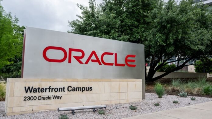 Oracle-names-Clay-Magouyrk-and-Mike-Sicilia-as-co-CEOs.jpeg