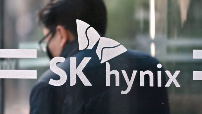 SK-Hynix-readies-production-for-cutting-edge-HBM4-memory-chips.jpeg